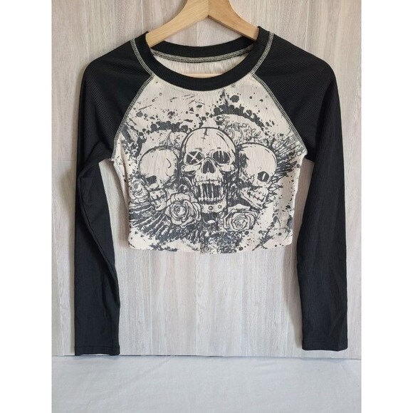 Romwe Skull Graphic Cropped Long Sleeve Top Size S Gothic Punk Style - Picture 1 of 7